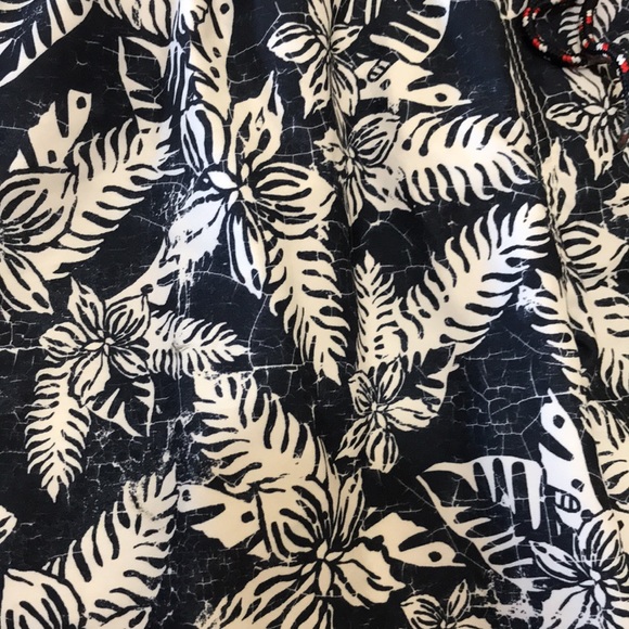 Men’s swimming trunks, Navy and white. - Picture 3 of 9